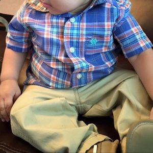 Carters baby boy 2 pieces set size 12 months